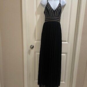 Lulu’s Gala Black Embroidered Maxi Dress Women's Size S Formal Dress